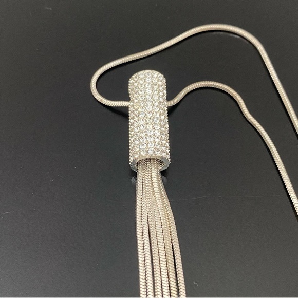 Silver-tone Rhinestones Tassel Chain 28” Long Necklace 33g - Picture 4 of 14